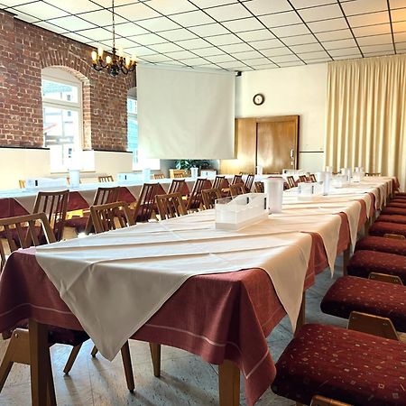 Hotel Orthwein -Kostenfreie Parkplaetze- Cölbe Extérieur photo