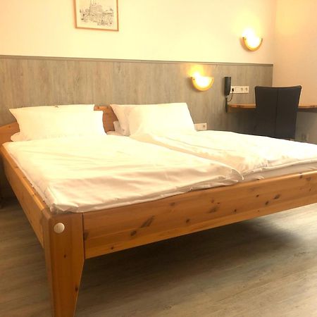 Hotel Orthwein -Kostenfreie Parkplaetze- Cölbe Extérieur photo