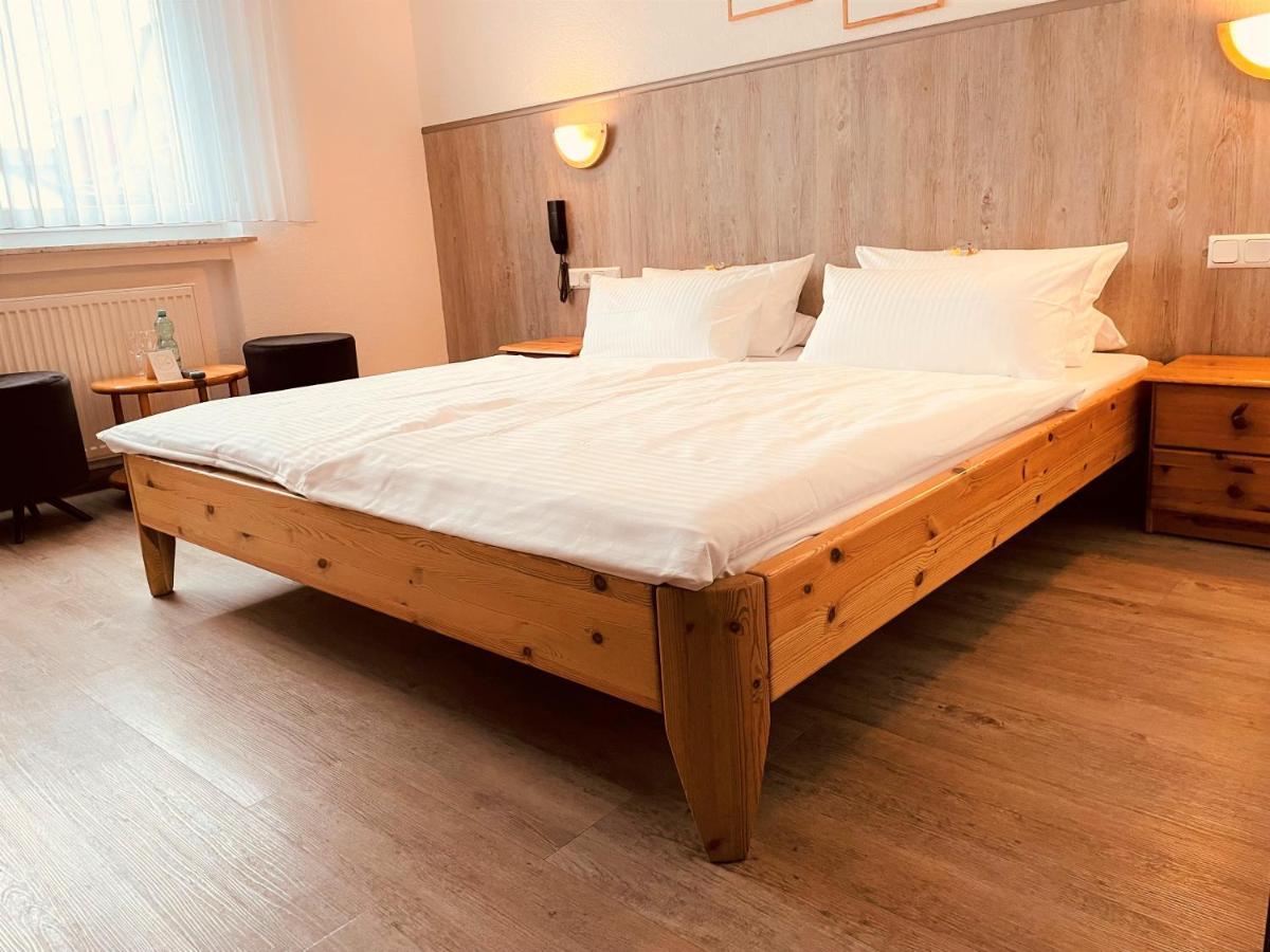 Hotel Orthwein -Kostenfreie Parkplaetze- Cölbe Extérieur photo