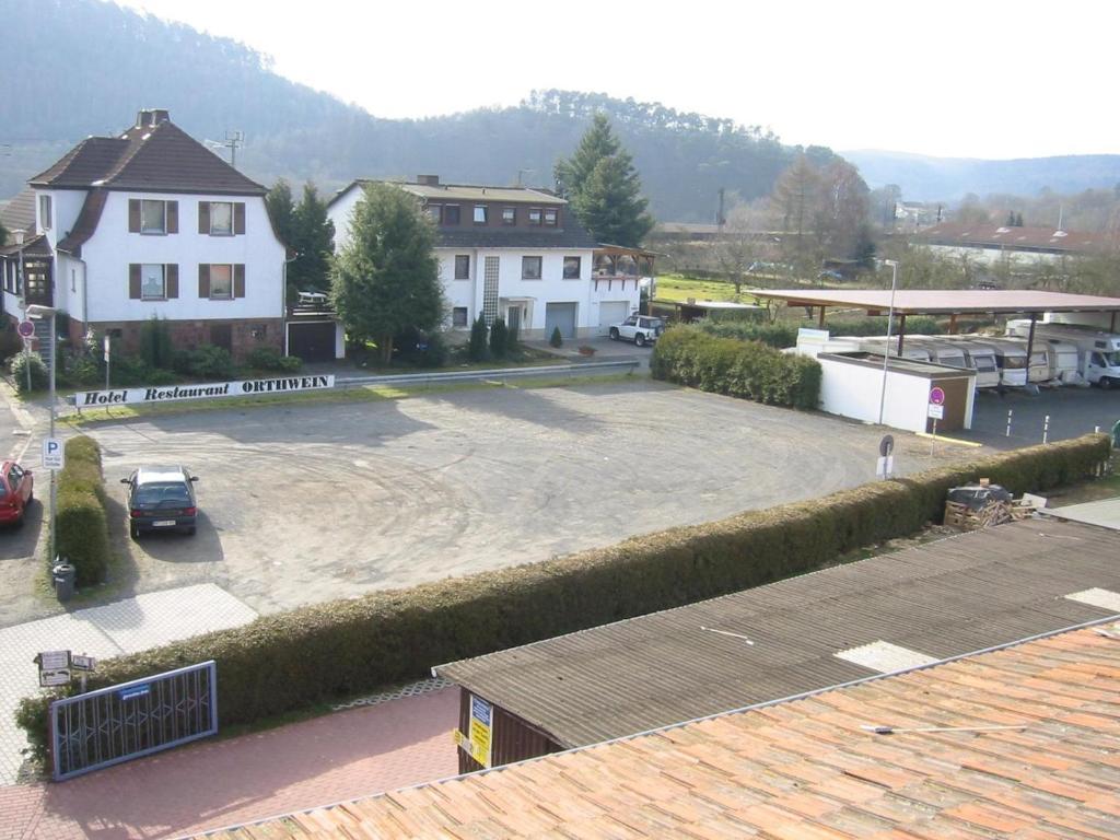 Hotel Orthwein -Kostenfreie Parkplaetze- Cölbe Extérieur photo